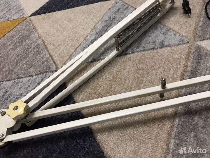 Лампа лупа 22w (как икеа)