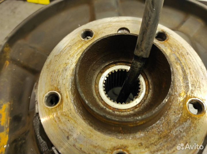 Кулак поворотный задний правый Bmw X1 E84 N46B20B