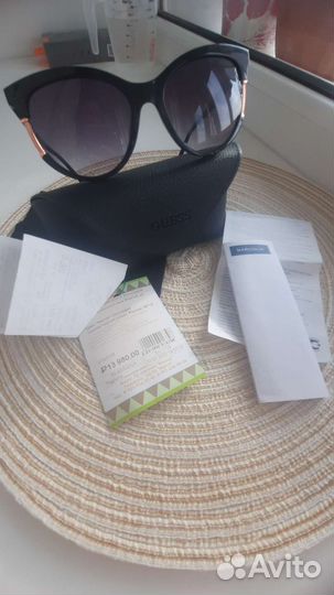 Солнцезащитные очки женские брендовые