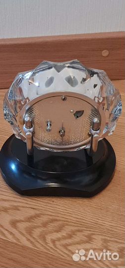 Настольные часы Маяк