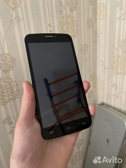 Планшет Supra