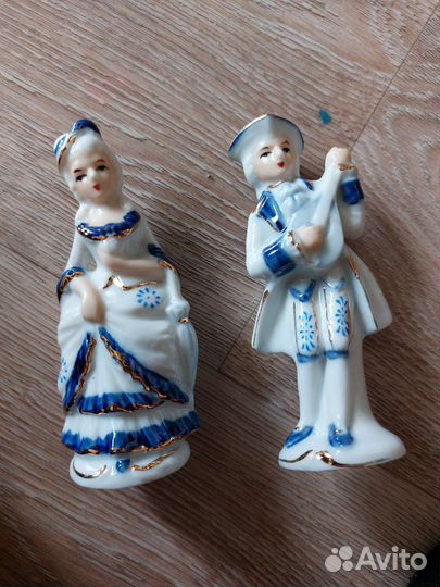Фарфоровые статуэтки