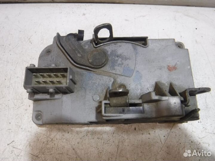 Замок двери передней левой Peugeot 206