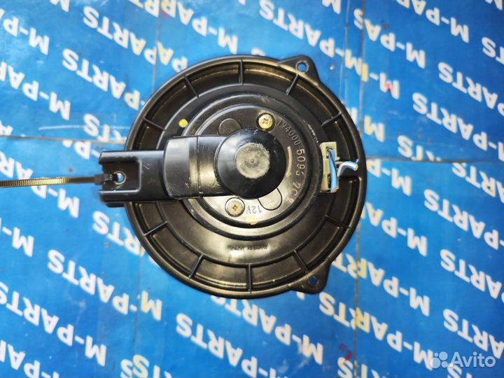 Мотор печки Mazda Mpv lwew LW5W 2001