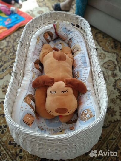 Плетеная люлька для новорожденного