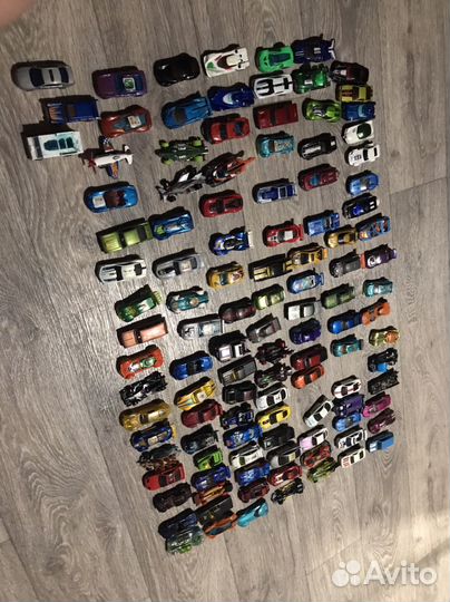 Hot wheels машинки