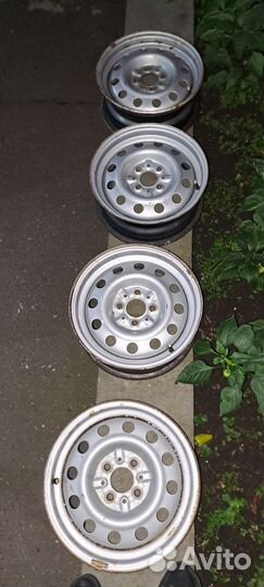 Продаю диски