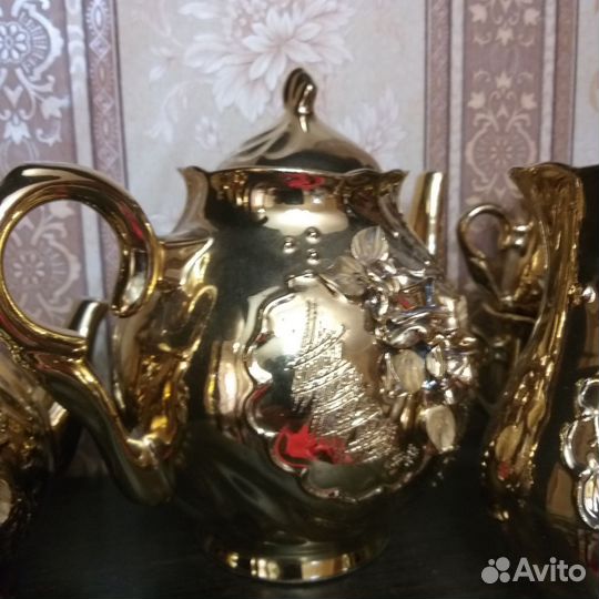Сервиз чайный золотой новый