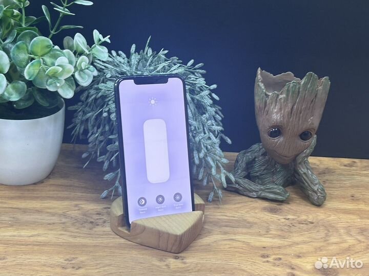 iPhone Xs, 64 ГБ