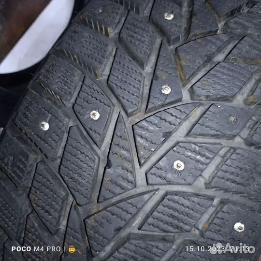 Dunlop SP Winter Ice 02 245/40 R18