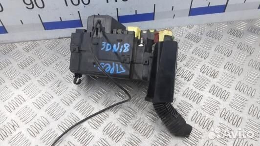 Блок предохранителей mitsubishi pajero 4 (3DN18M10