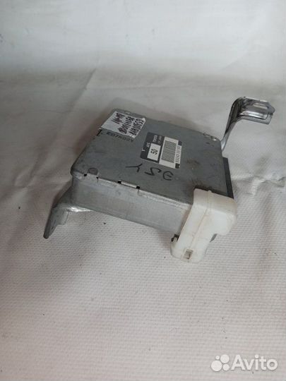 Блок управления подвеской Lexus Gs300