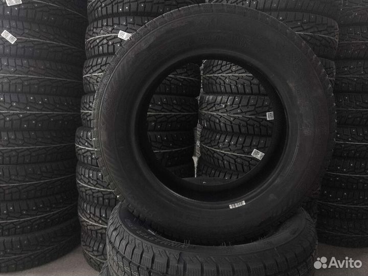 Gislaved Soft Frost 200 225/45 R17 94