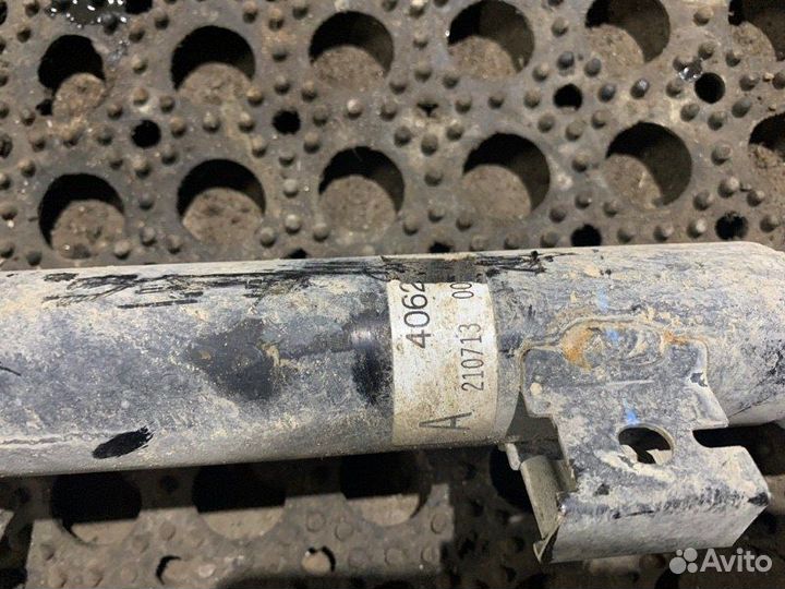 Стойка подвески передняя Mitsubishi L200 V