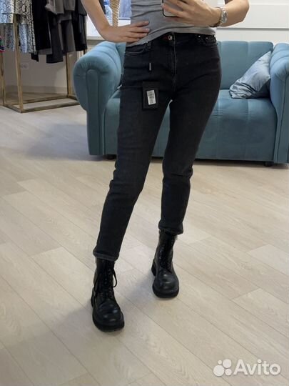 Джинсы женские