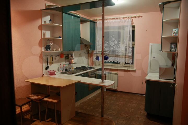 2-к. квартира, 63 м², 2/5 эт.