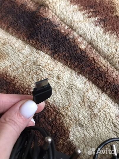 Зарядное устройство для телефона