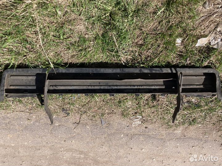 Задняя подножка Volkswagen LT 35