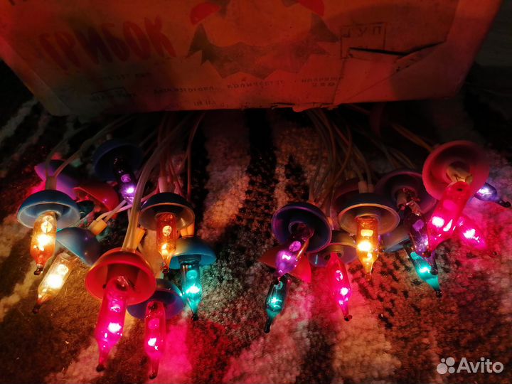 Лампочки и запчасти для гирлянд СССР