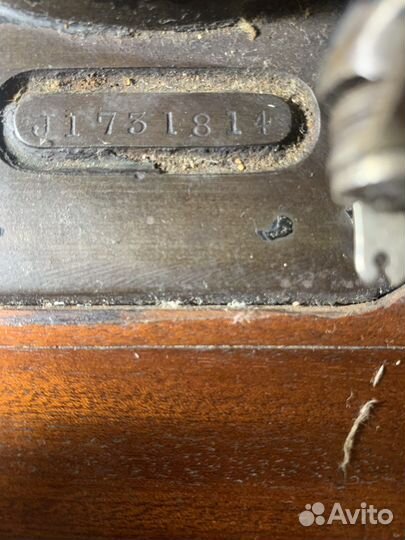 Швейная машинка zinger