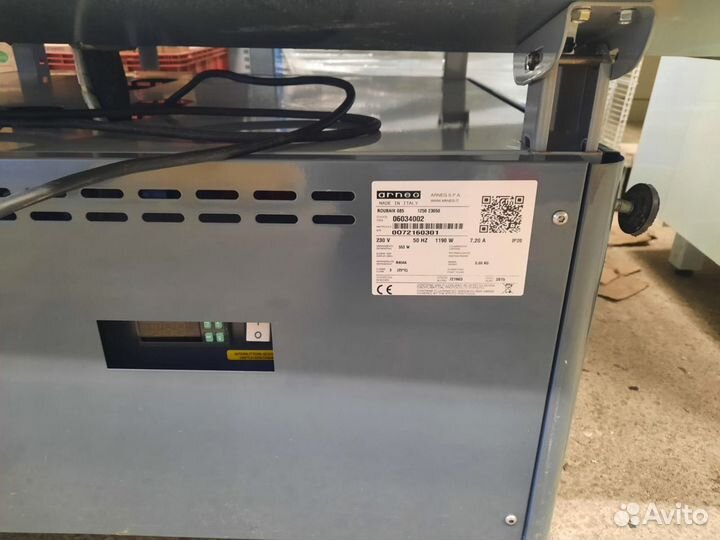 Холодильная витрина бу arneg