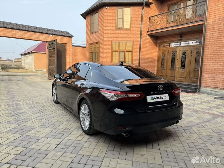 Toyota Camry 3.5 AT, 2020, 140 000 км