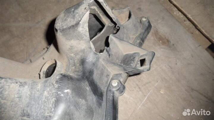 Фара правая Toyota Land Cruiser Prado 150 2009