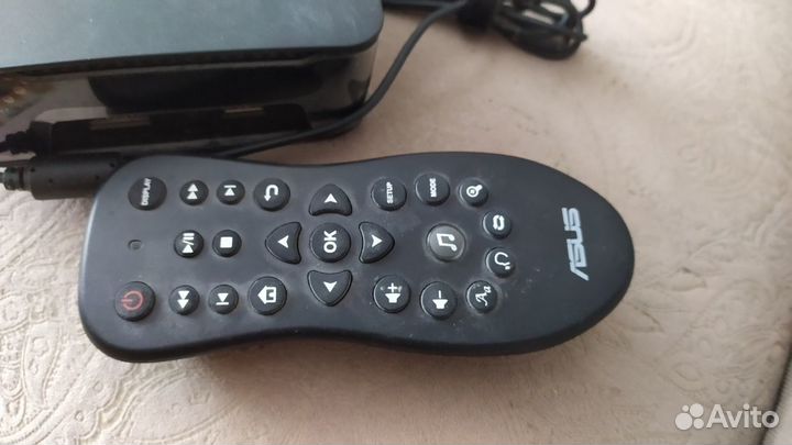 HD медиаплеер Asus