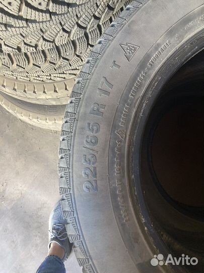 Continental ContiIceContact 225/65 R17 102H