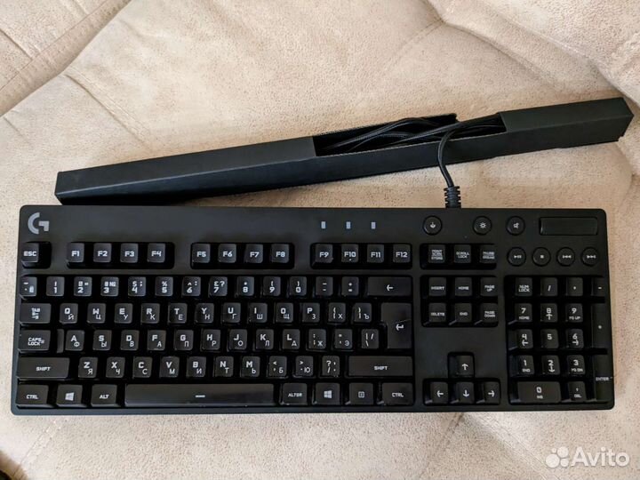Клавиатура Logitech G810