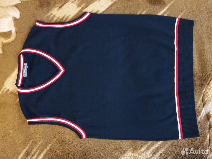 Жилетка школьная р.42-44