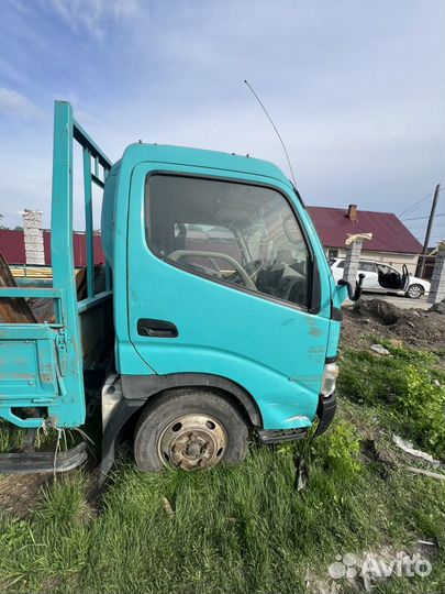 Toyota Dyna Грузовик на запчасти