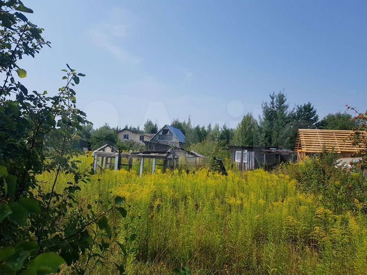 Дача 20 м² на участке 6 сот.