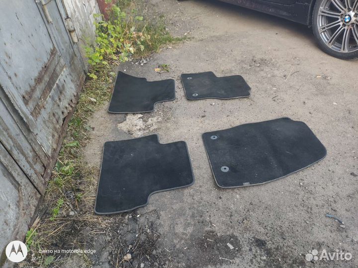 Оригинальные ворсовые коврики Ford