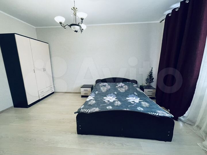 1-к. квартира, 42 м², 10/11 эт.