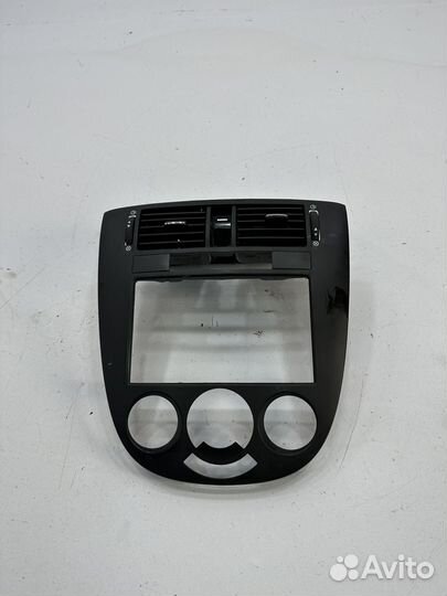 Chevrolet Lacetti рамка магнитолы седан