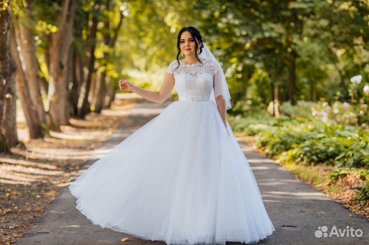 Свадебное платье