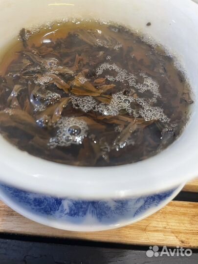 Цзинь Цзюнь Мэй-золотые брови красный чай