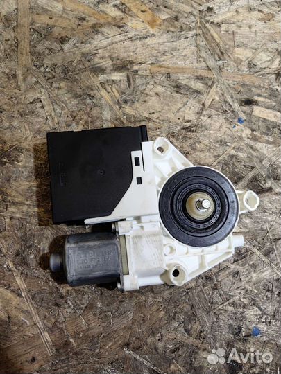 Блок Моторчик Стеклоподъемников Тигуан 1 рестайл