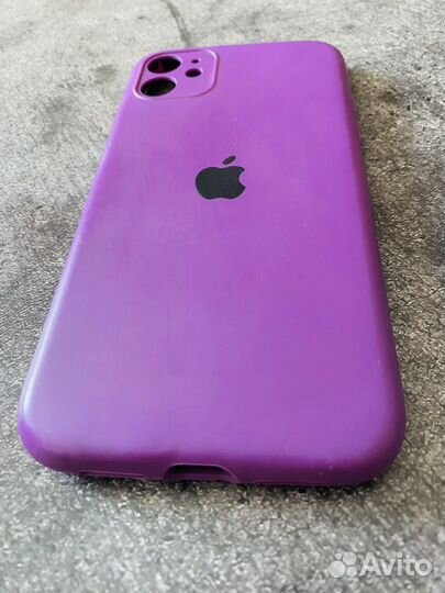 Чехол на iPhone 11