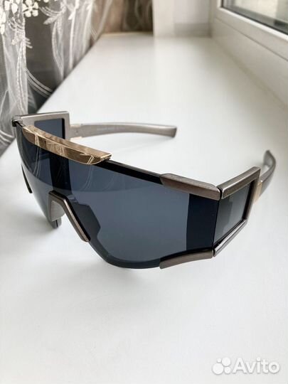 Очки Balmain спортивные солнцезащитные серые