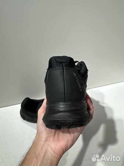 Adidas terrex 44