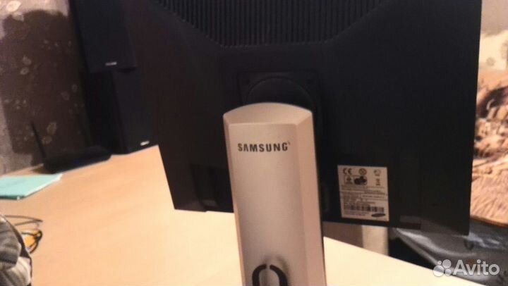 Продам Монитор. samsung