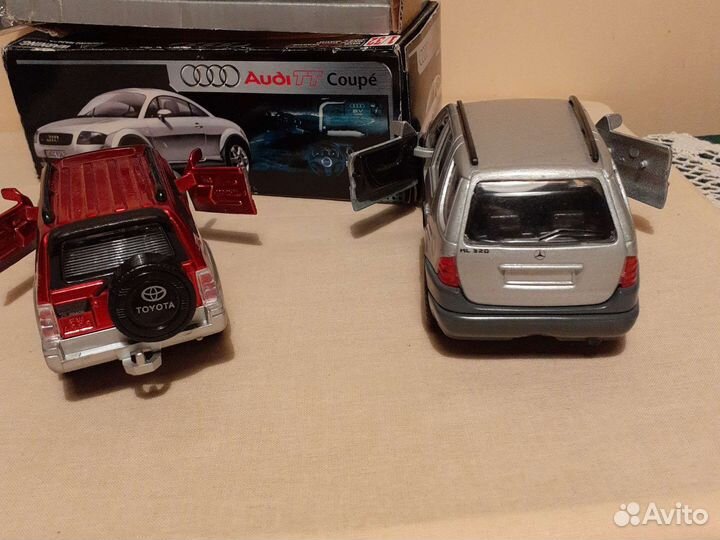 Модели машинок audi Welly,Tins 'Toys