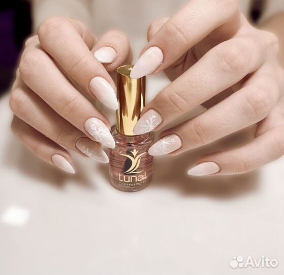 Наращивание ногтей