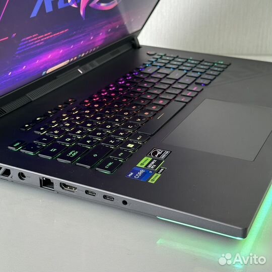 Игровой ноутбук asus rog strix G18