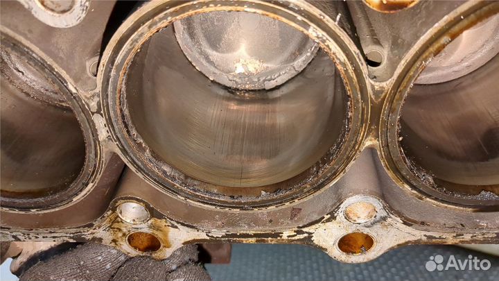 Блок цилиндров Suzuki Grand Vitara, 2004