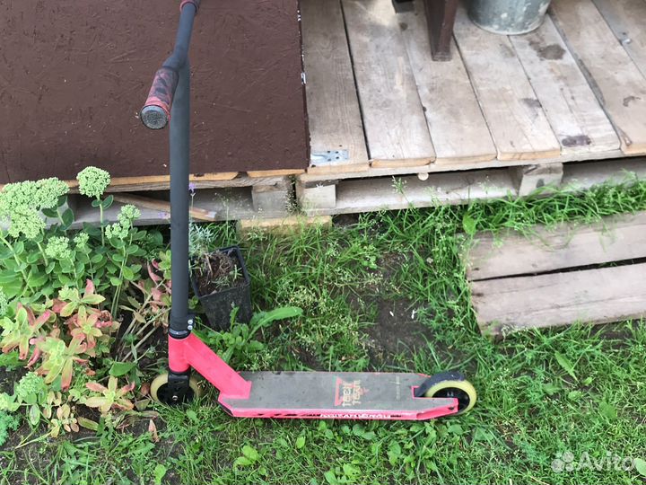 Трюковой самокат