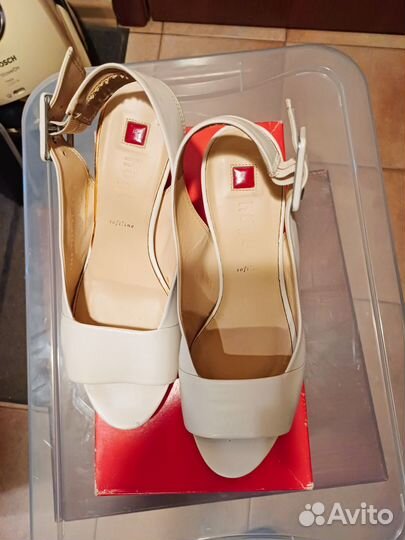 Продам туфли