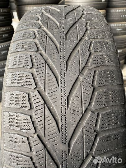 Nokian Tyres Hakkapeliitta R2 SUV 225/65 R17 106R